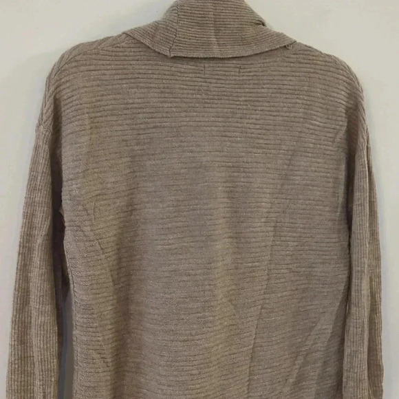 Adrienne‎ Vittadini Sweater Merino Wool 3/4 sleeve size Small Tan - Picture 6 of 9